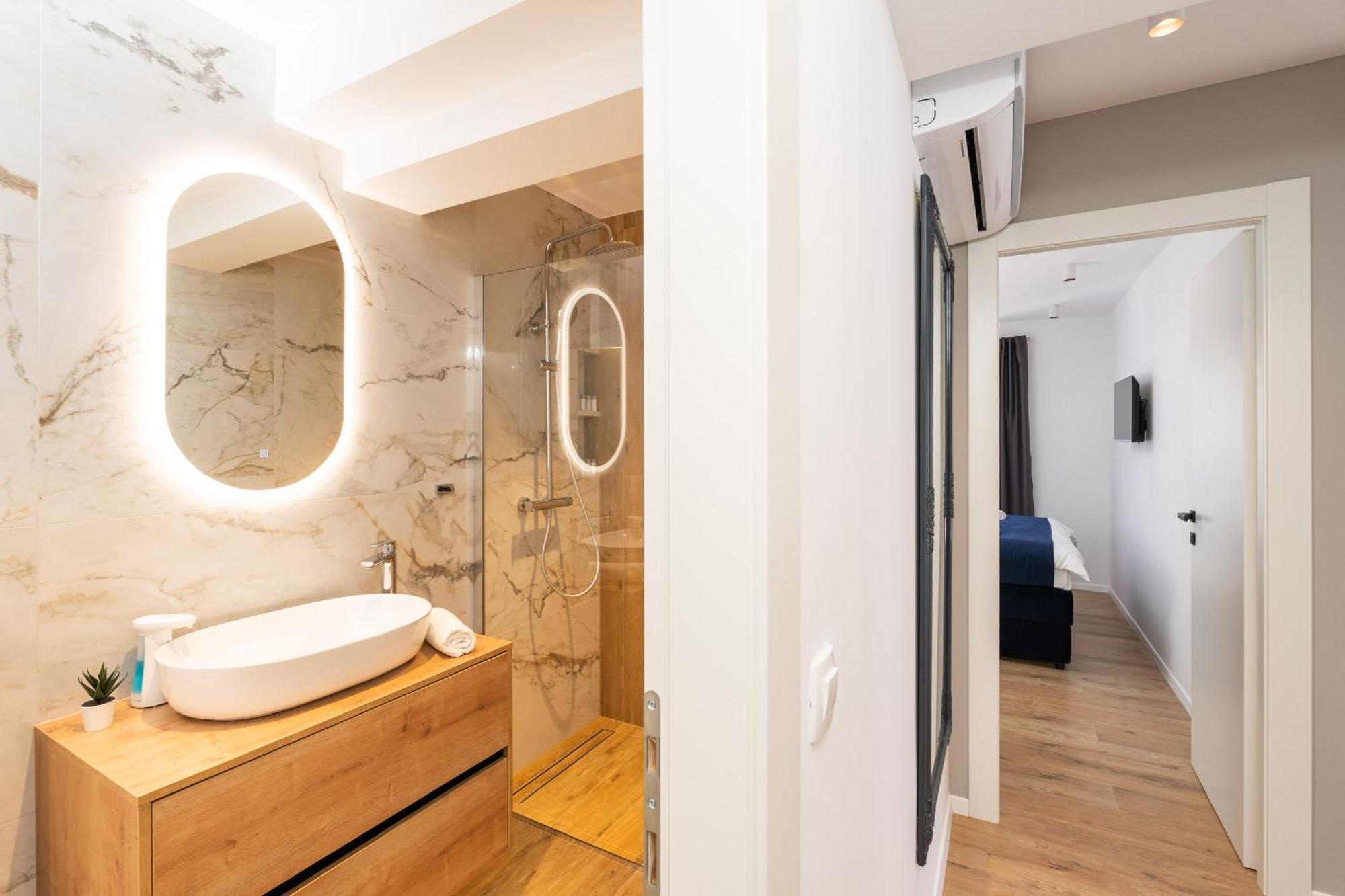 Apartments Maria Затон Экстерьер фото